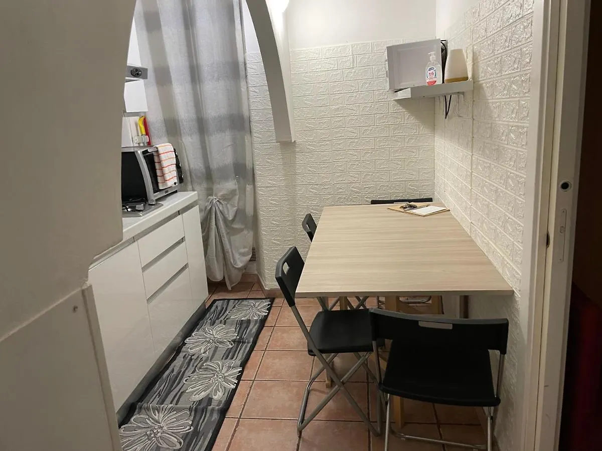 Casa Gemelli Appartamento Roma 0*,